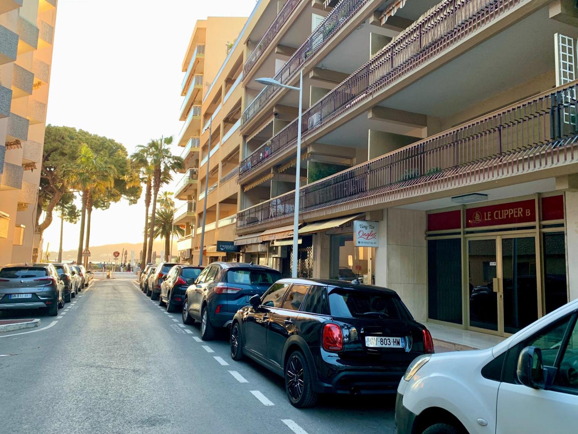 Somptueux Appartement 20M Plages Avec Vue Mer Antibes Exterior foto